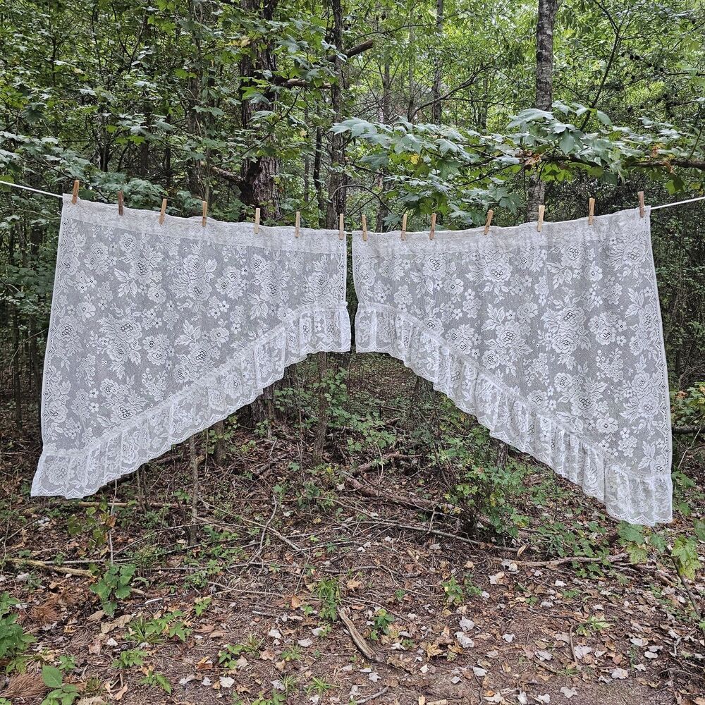 Vintage Light Grey Floral Lace Swag Curtains Ruffled Scalloped Hem T9